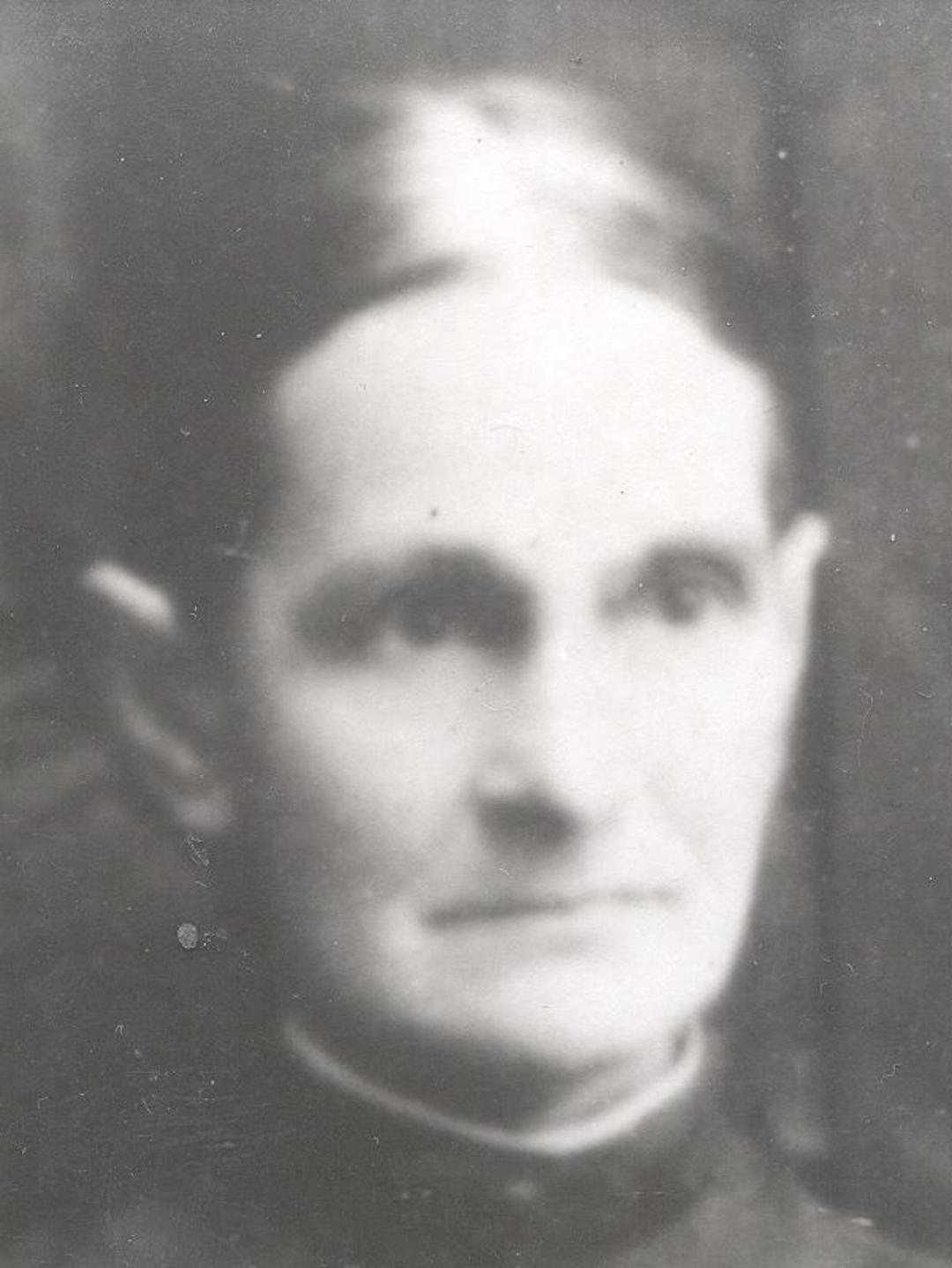 Joanna Hollister (1835 - 1916) Profile